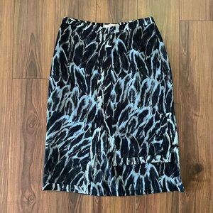 Halston Heritage Vulcan Feather Print Asymmetrical Chiffon Skirt – Size 6